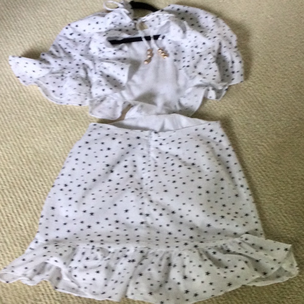 Dress - Picture 2 of 7